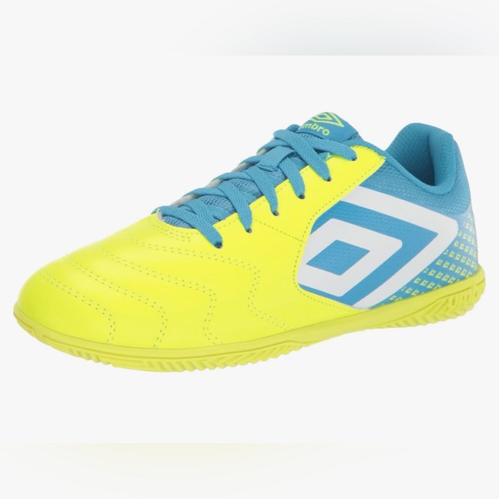 New Umbro Sala 5 Indoor Soccer/casual. Size Men’s 9